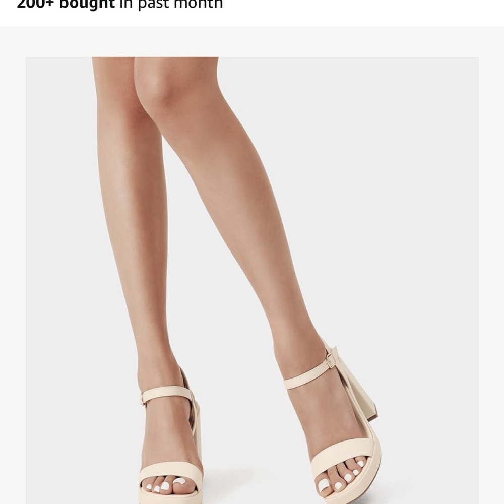 Womens platform heels Nude new in the box size 8.5